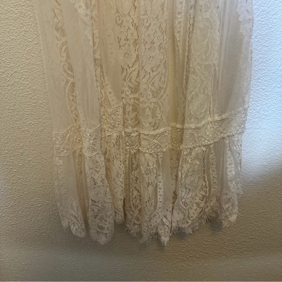 In Bloom Cream Lace Robe - Picture 2 of 3